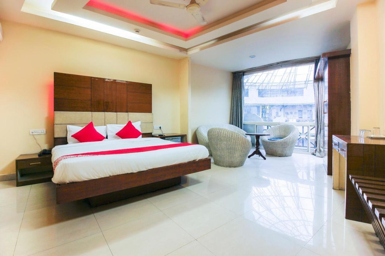 Oyo Hotel Metro International Near Lb Stadium Hyderabad Exterior foto
